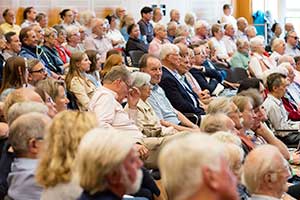 Voller Saal - Copyright Sylvia Horst